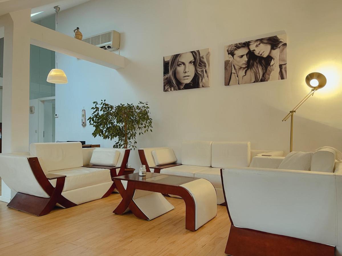Luxury 150M2 Suite In Most Desirable Area Of Historic Central Wien Exterior foto
